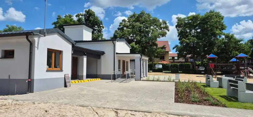 Plaża miejska po remoncie już otwarta – zaprasza do wypoczynku
