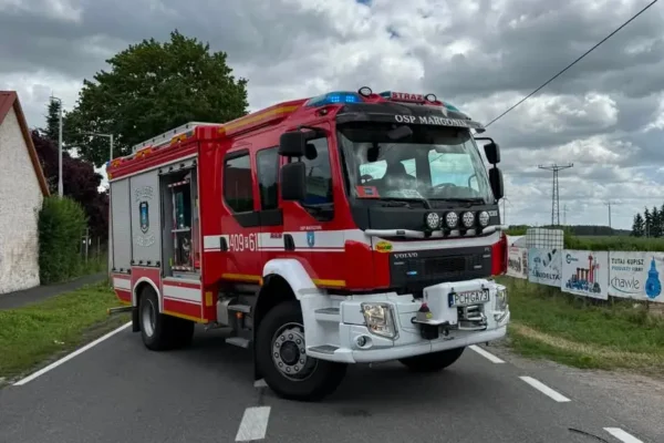 Wypadek drogowy w Pietronkach – interwencja służb ratunkowych