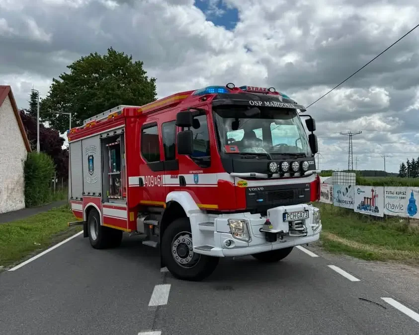Wypadek drogowy w Pietronkach – interwencja służb ratunkowych