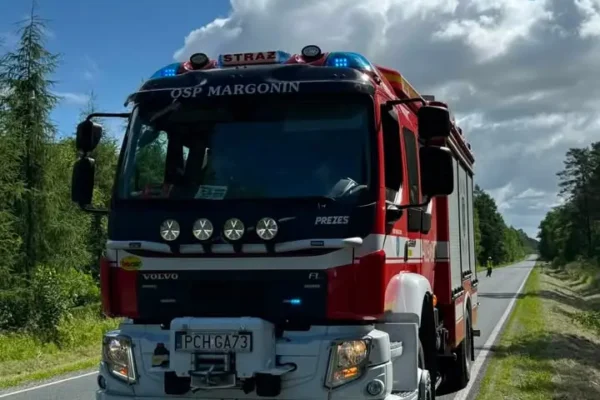 Wypadek na trasie Margonin – Studźce. Na miejscu kilka zastępów straży