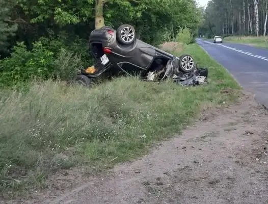 Kolizja w Prosnej – interweniowały OSP Budzyń i OSP Prosna