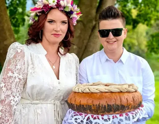 Dożynki Gminno-Parafialne w Laskowie: dziękczynienie za plony i wspólnota mieszkańców