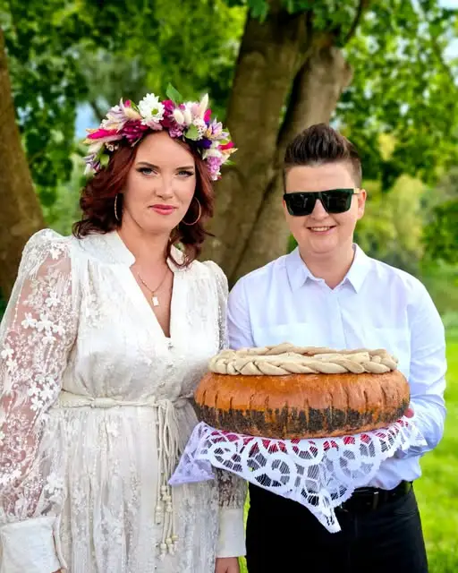 Dożynki Gminno-Parafialne w Laskowie: dziękczynienie za plony i wspólnota mieszkańców
