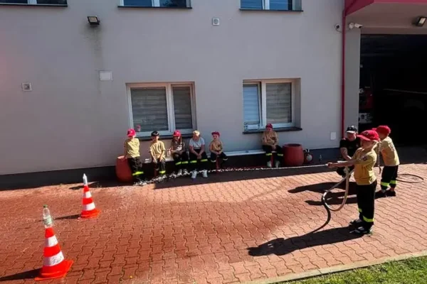Młodzieżowe Drużyny Pożarnicze z Budzynia wracają do treningów po wakacjach