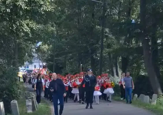 Dożynki w Laskowie rozpoczęte barwnym korowodem