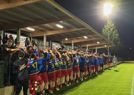 CHKS Polonia Chodzież wygrywa z Polonią Leszno 1:0. Damian Śmigielski bohaterem meczu