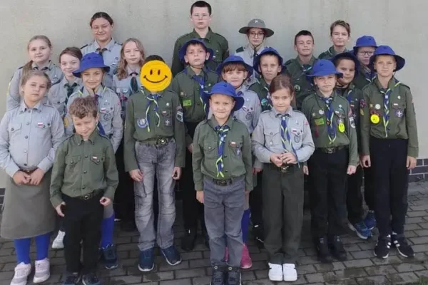 87. rocznica powstania Szarych Szeregów. Harcerze z Chodzieży w mundurach
