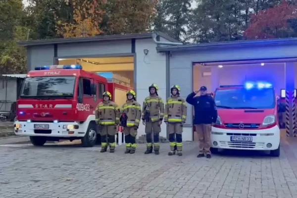 Strażacy z Chodzieży oddali hołd kolegom z Niska