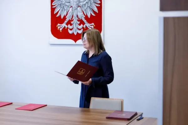 Dzień Edukacji Narodowej w Budzyniu: nagrody i awanse dla nauczycieli